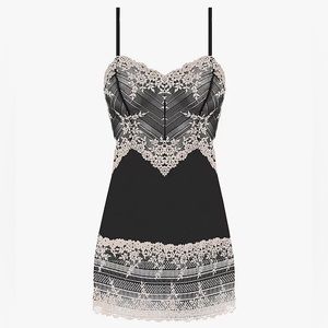Wacoal Embrace Lace Chemise Slip M